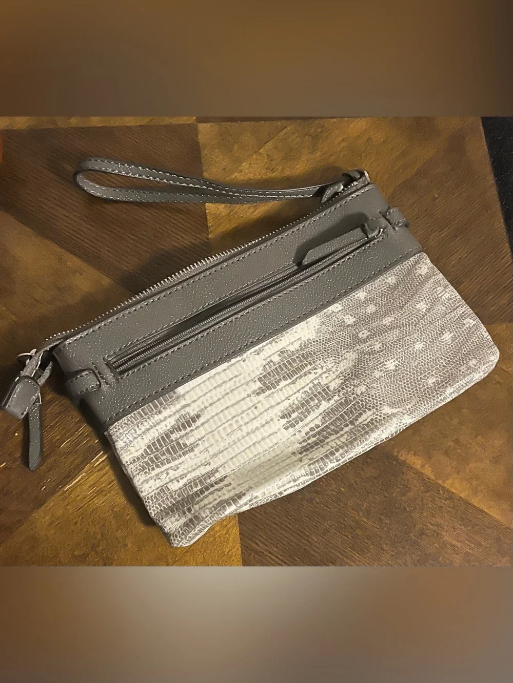 Simply Vera Gray Wristlet Clutch with Textured Pattern